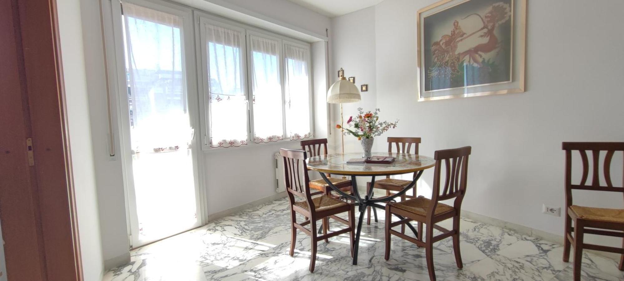 La Casetta Di Nonna Anna - 120 Mq Bright Apartment In Rome — Foto 3